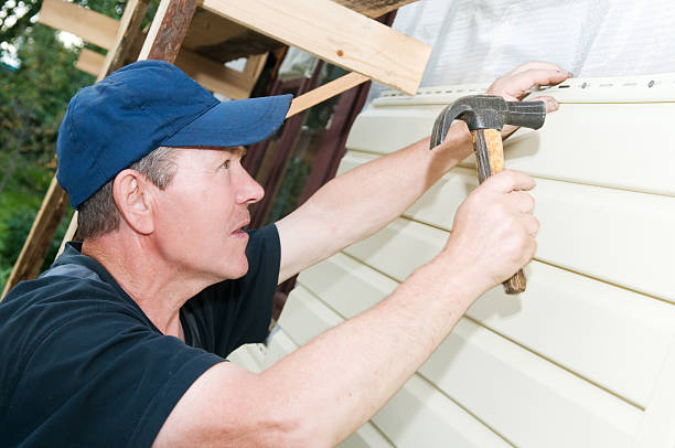 Storm Damage Siding Repair in Eaton Rapids, MI